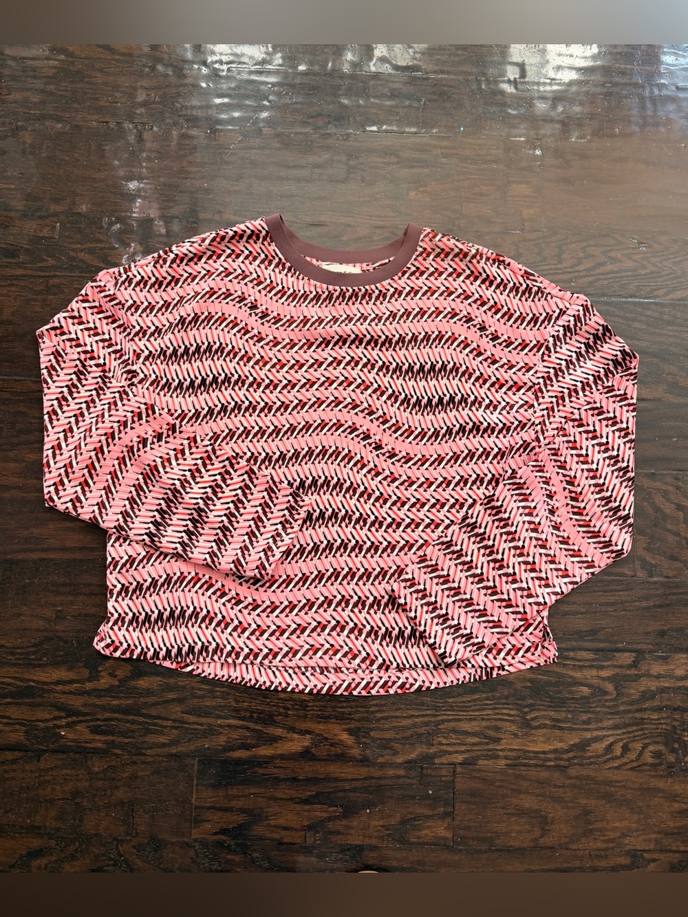 Open Edit Women’s Wave Geometric Pattern Top